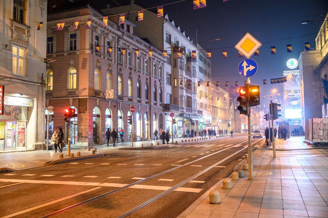 Megapolis Main Street Suites Sarajevo Ngoại thất bức ảnh